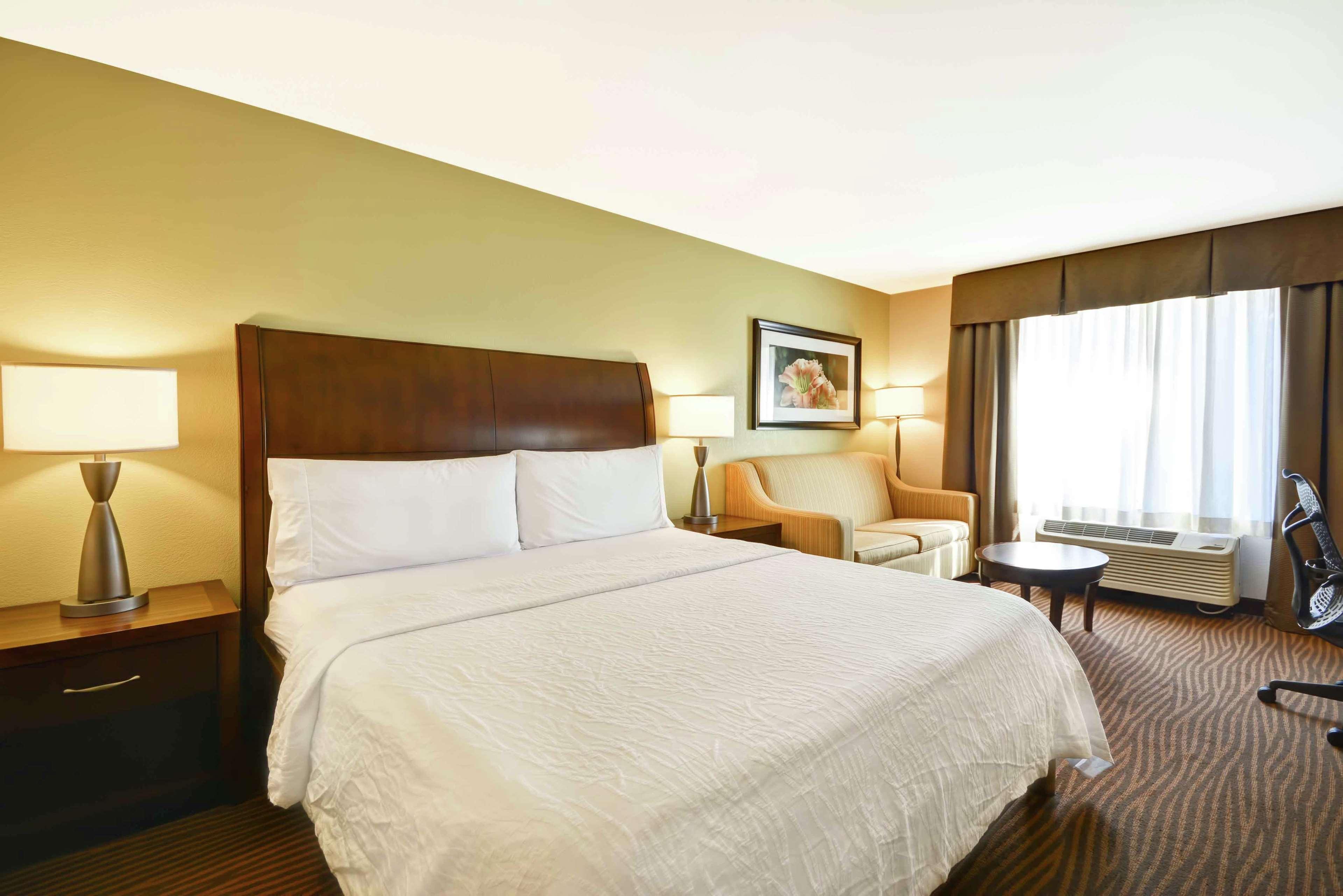 Hilton Garden Inn Форт Майерс Экстерьер фото